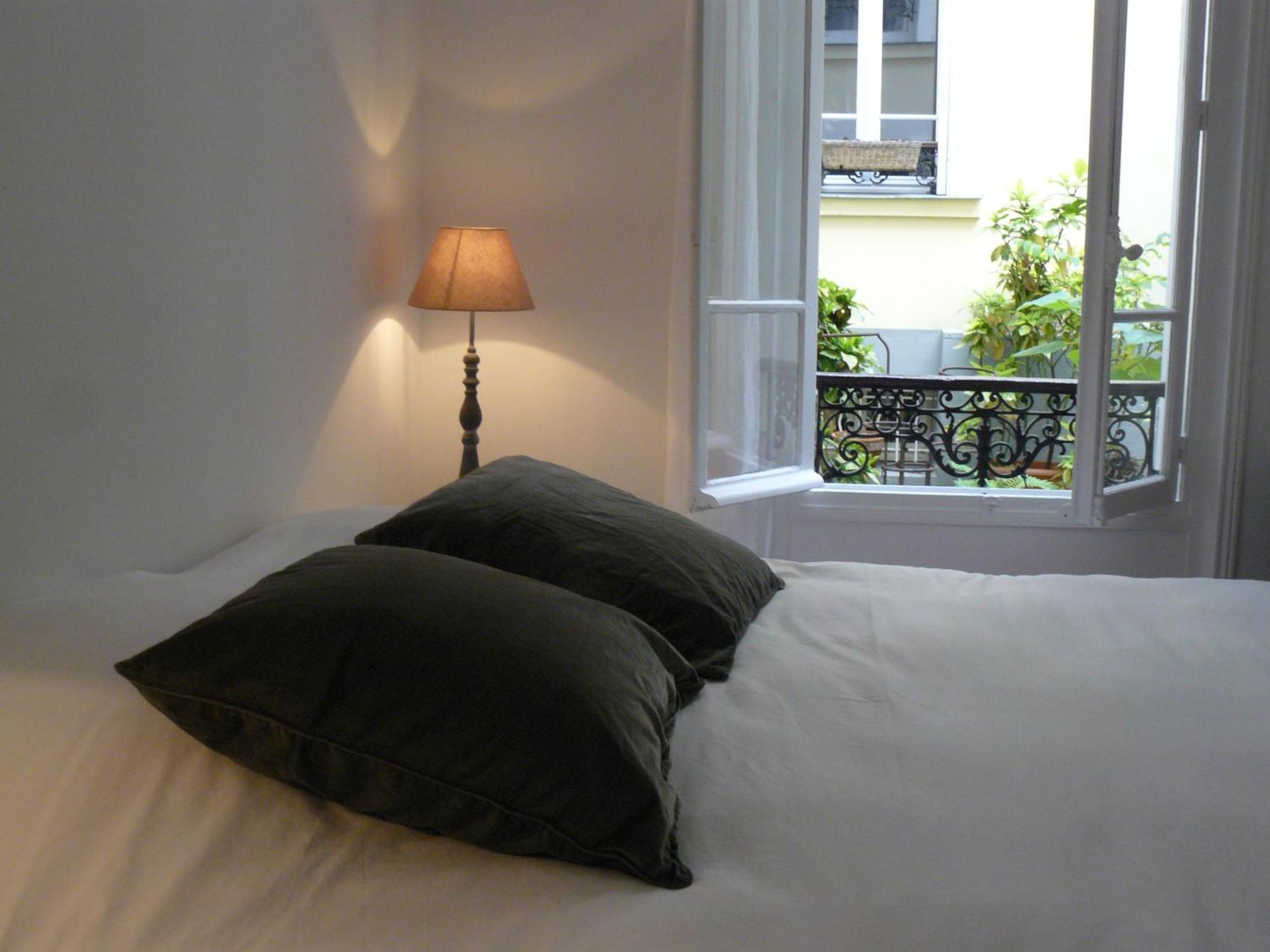 Frühstückspension La Cour Du 5eme - D'hotes Paris
